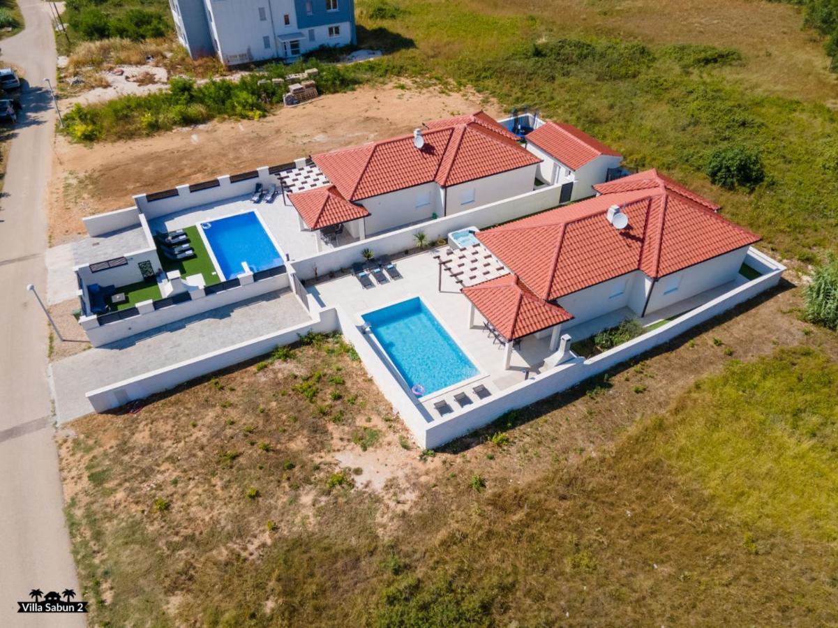 Villas Sabun - Modern House With Heated Pool Привлака Екстер'єр фото