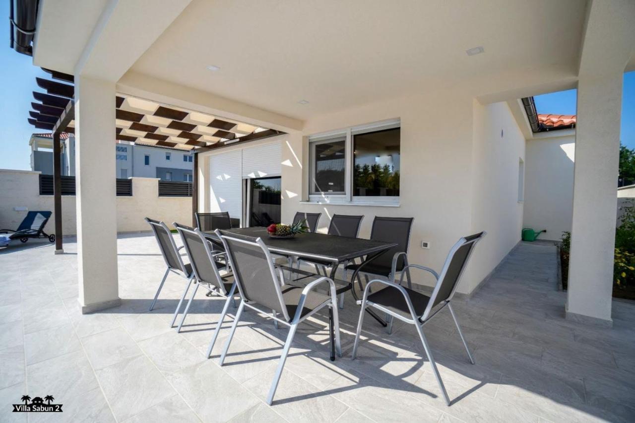 Villas Sabun - Modern House With Heated Pool Привлака Екстер'єр фото