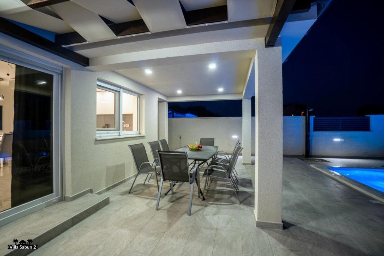 Villas Sabun - Modern House With Heated Pool Привлака Екстер'єр фото
